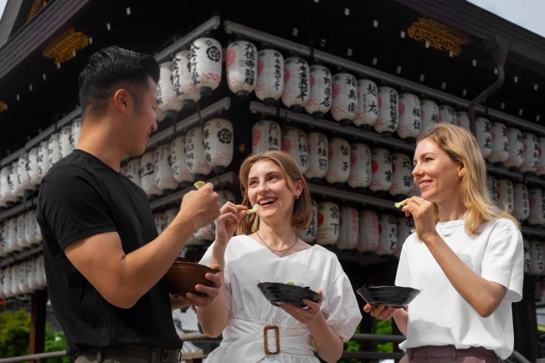 get japanese yen travel